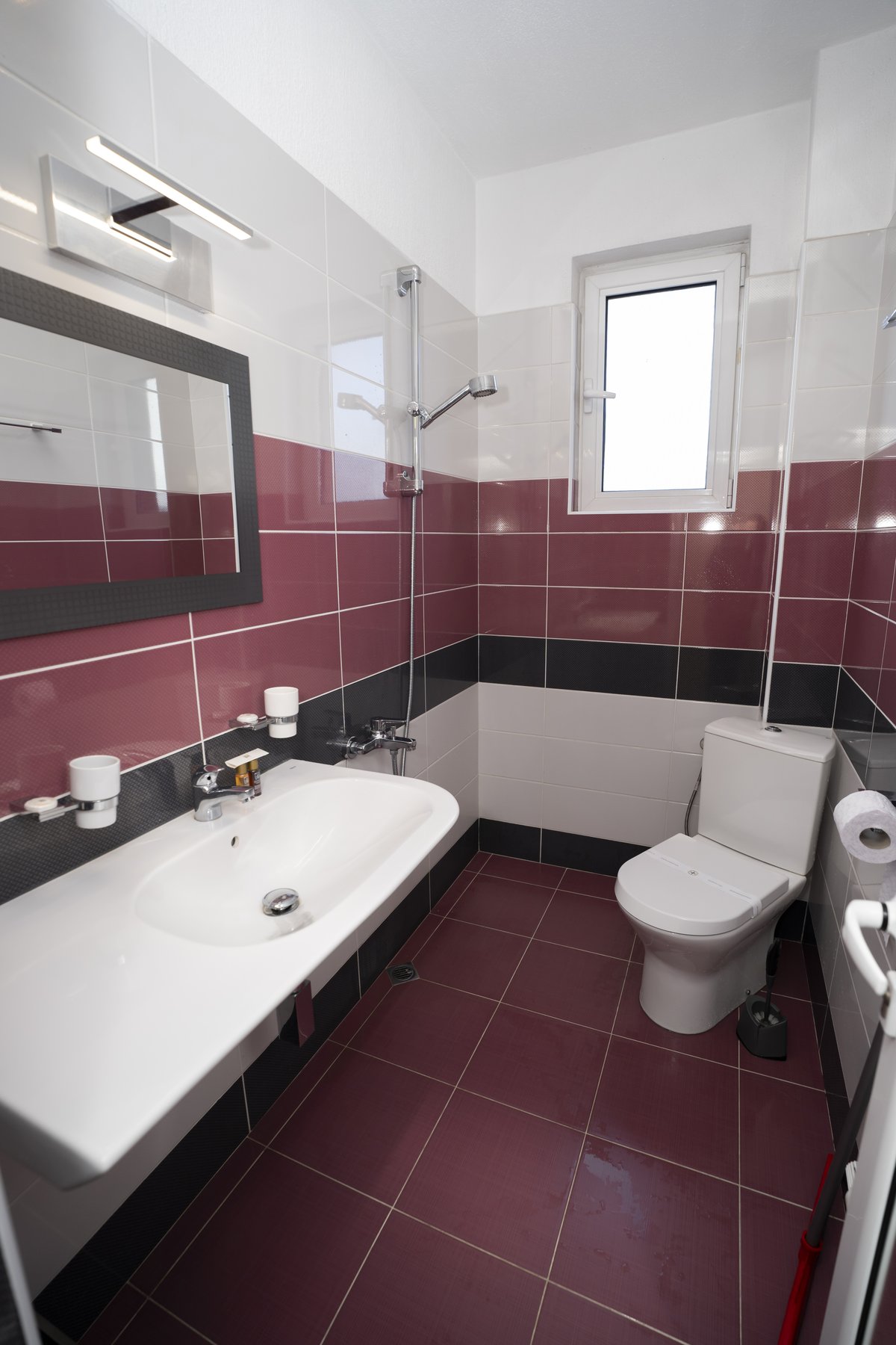 White deluxe balcony 5